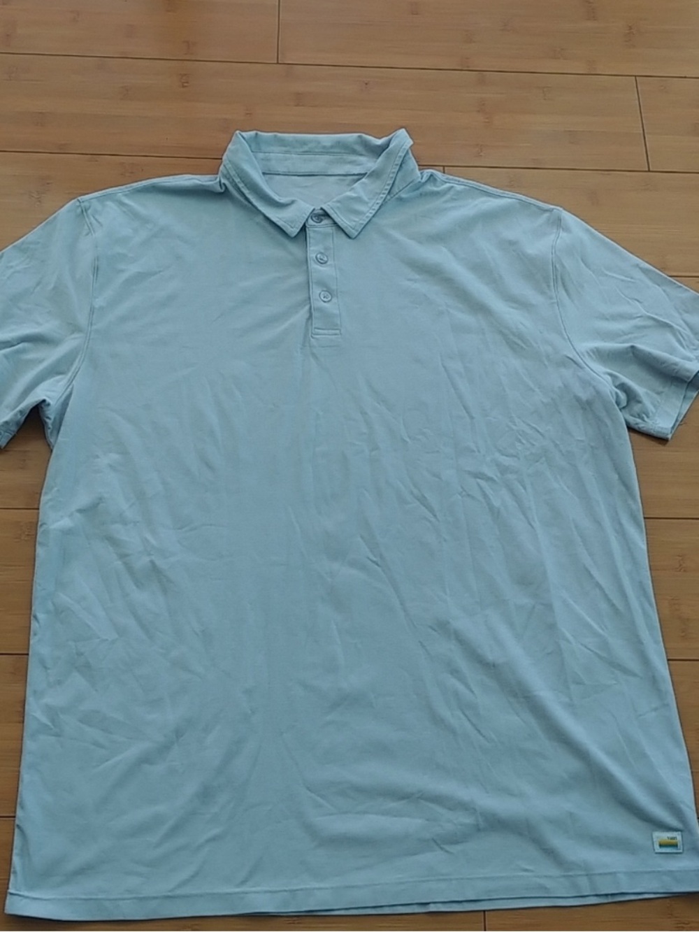 Vuori Men's Short Sleeve Polo Gray
Size L/XL